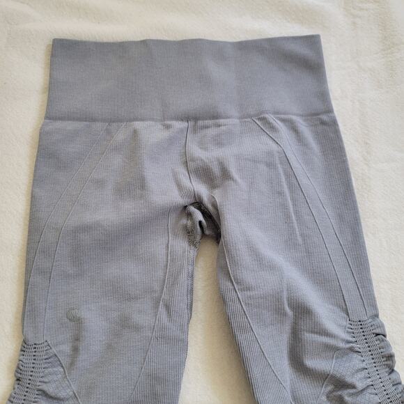 Lululemon Awakening Capri Legging Taryn Toomey‎ Tight Crop Capri Scrunch Grey - Picture 8 of 12